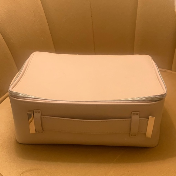 BEIS Handbags - BEIS pale pink make up bag